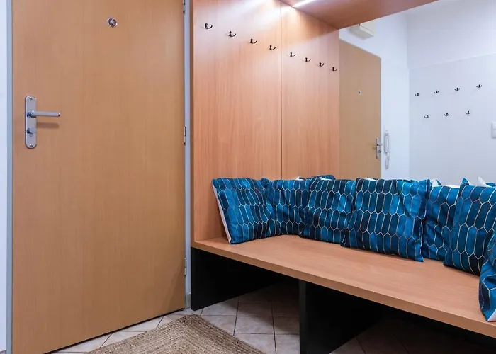 Family Arena アパート *